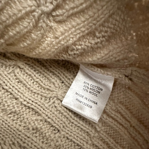 L'Academie Flynn Sweater Vest in Hazel - Picture 7 of 8